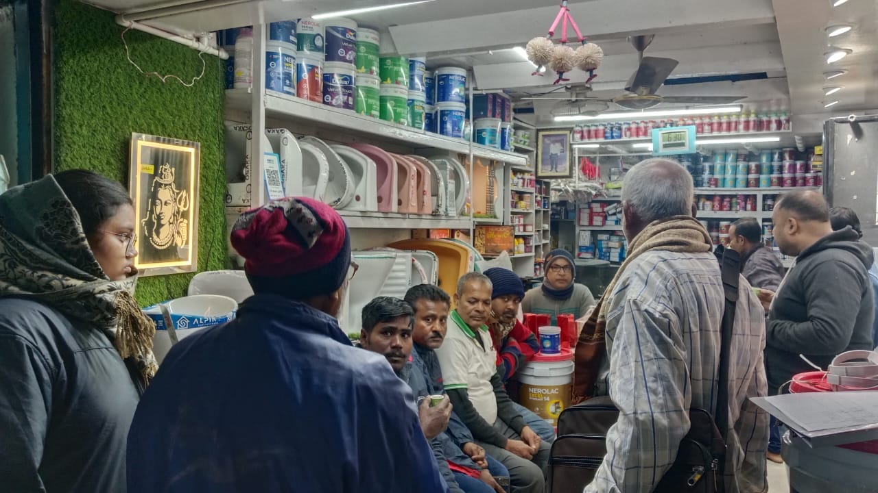 Nerolac painter meet — retailer engagement at paint store